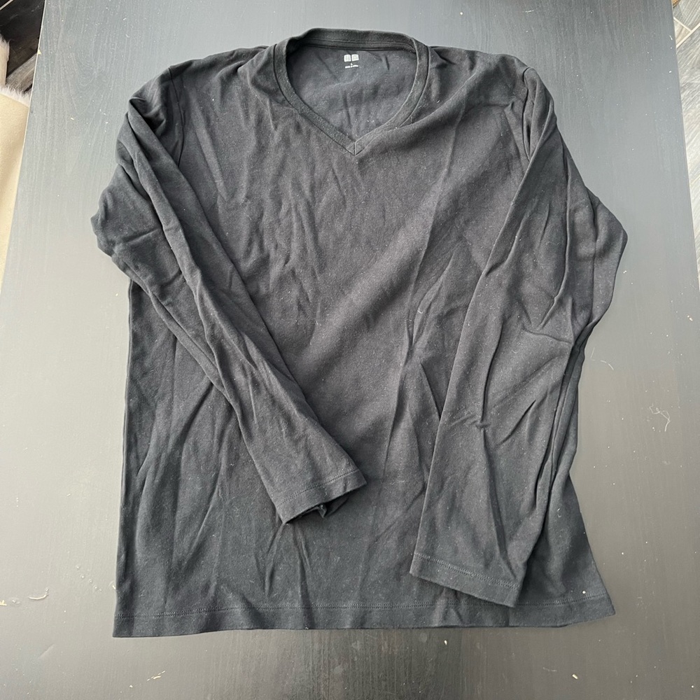 Mens long sleeve t shirt from Uniqlo
